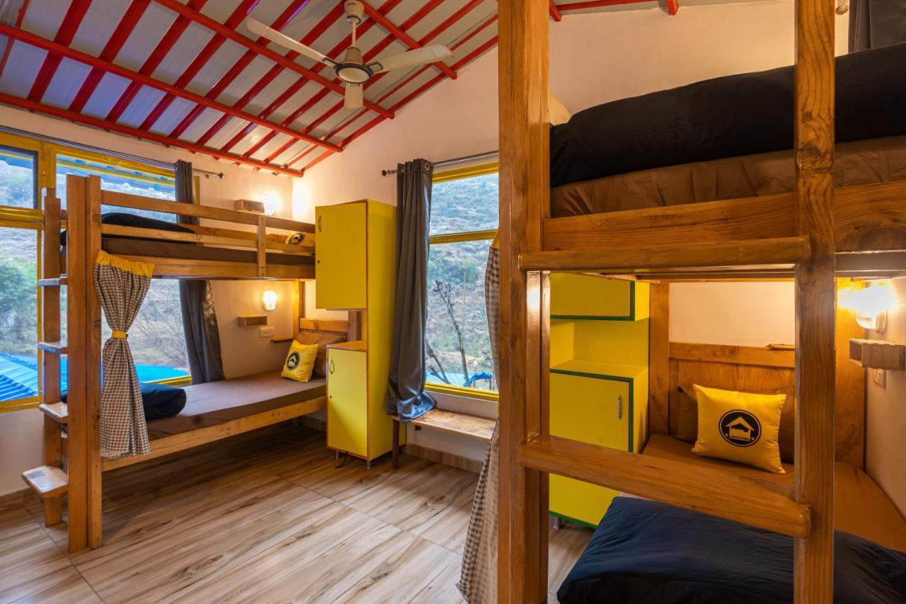 The Hosteller Mussoorie By The Streamside, Kempty Exterior photo