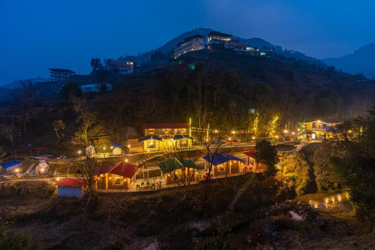 The Hosteller Mussoorie By The Streamside, Kempty Exterior photo