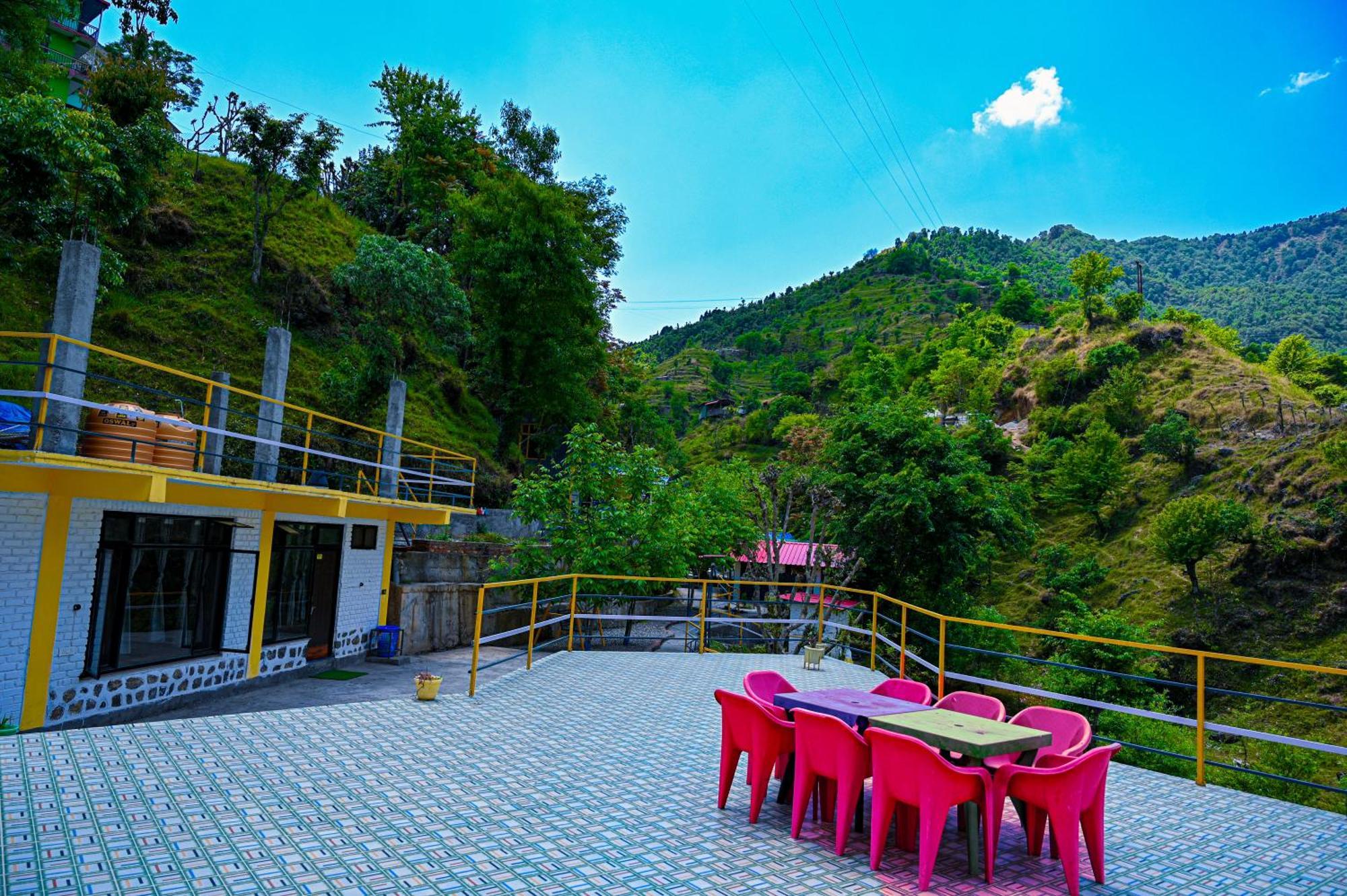 The Hosteller Mussoorie By The Streamside, Kempty Exterior photo