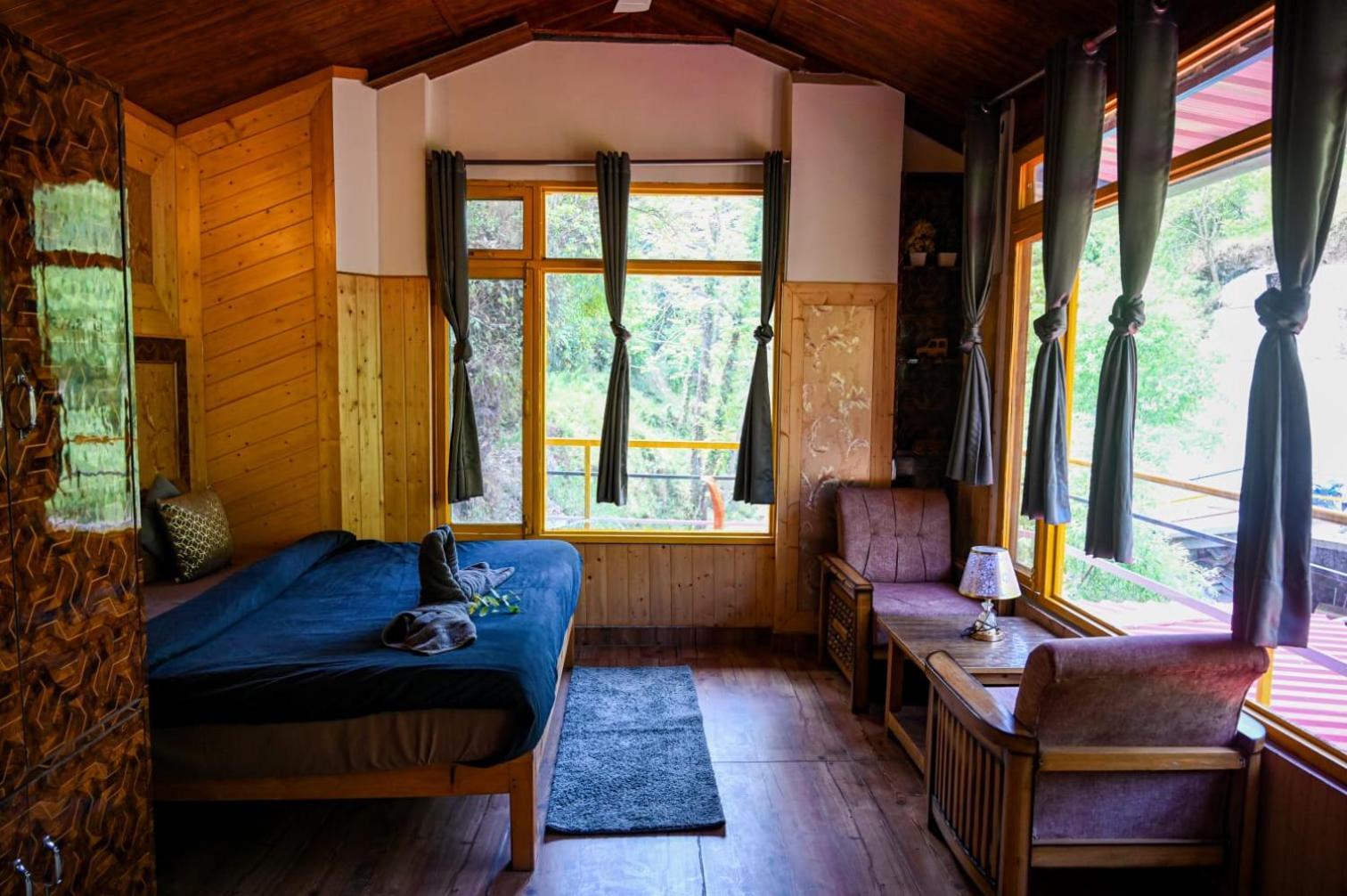 The Hosteller Mussoorie By The Streamside, Kempty Exterior photo